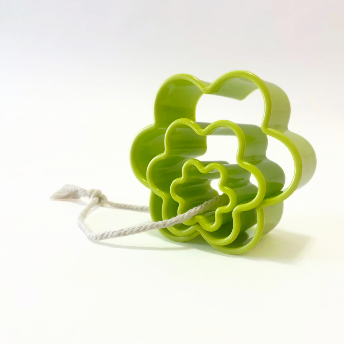 Bio Dough - Fun Trio Flower Shape Cutter