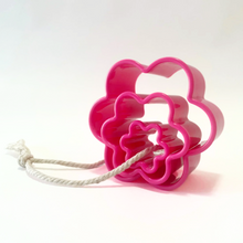 Load image into Gallery viewer, Bio Dough - Shape Cutters - Fun Trio Flower Shape Cutters
